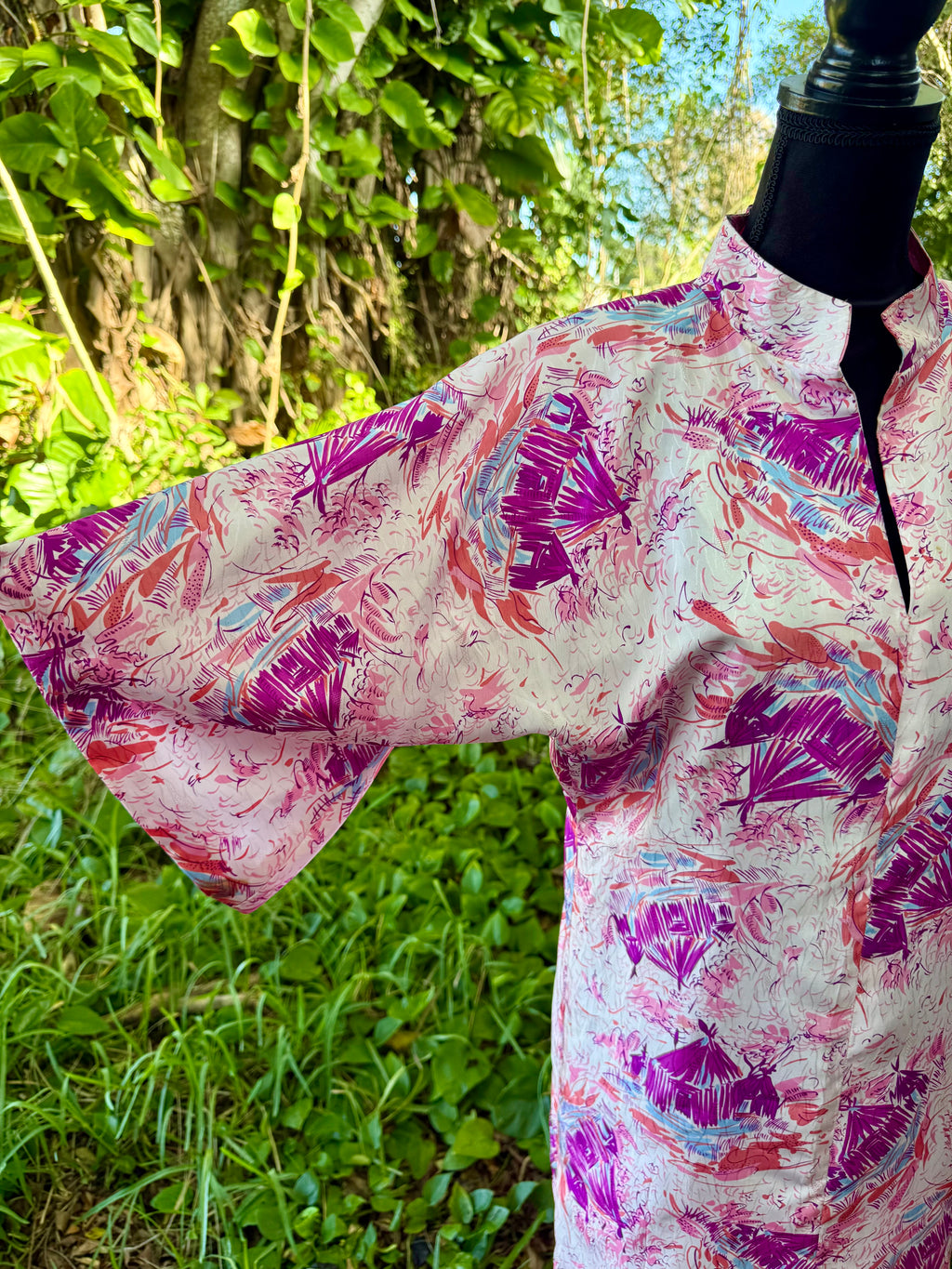 Vintage Vibrant Tiki Village Hostess Gown