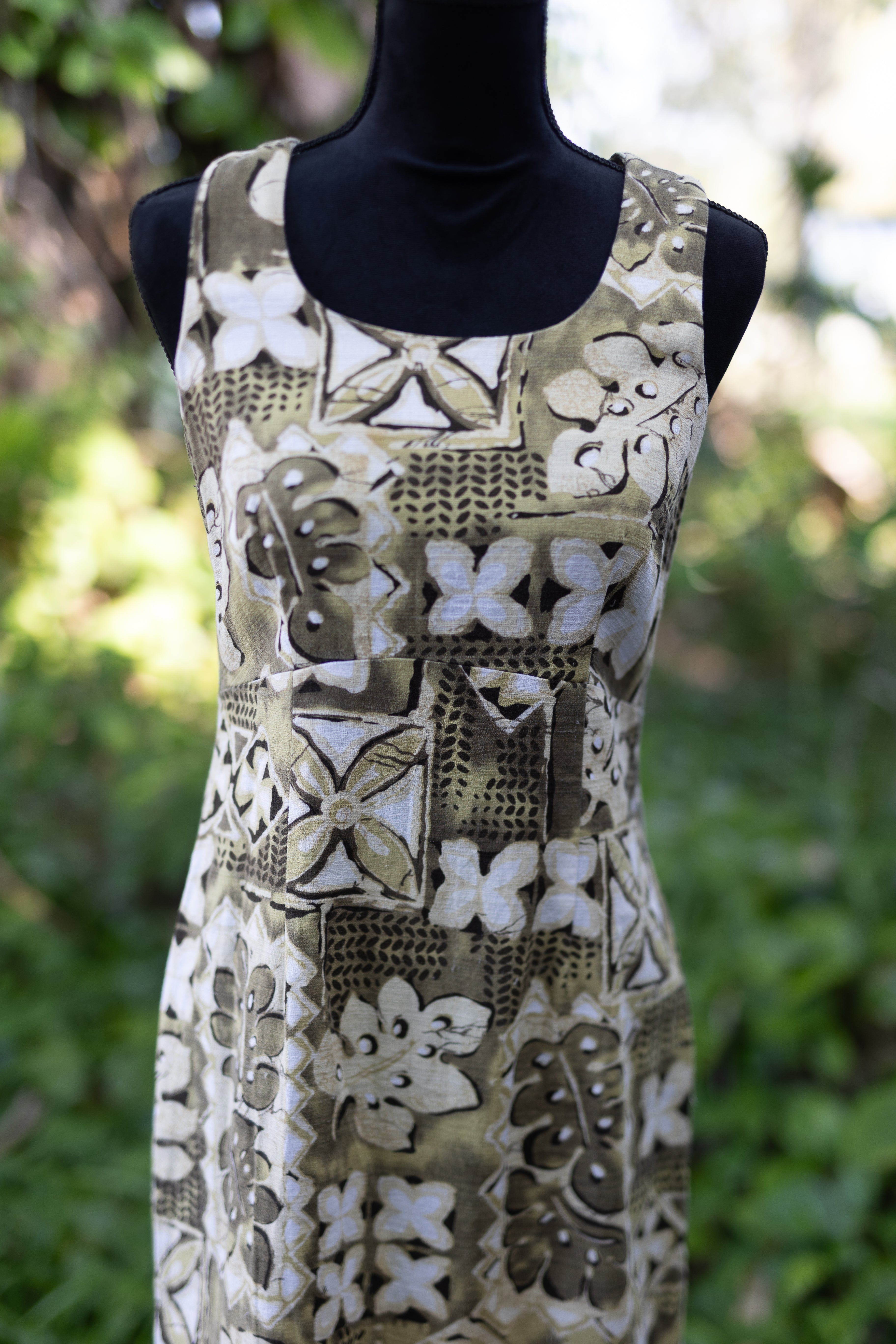 Vintage Hilo Hattie "The Hawaiian Original" Maxi Dress