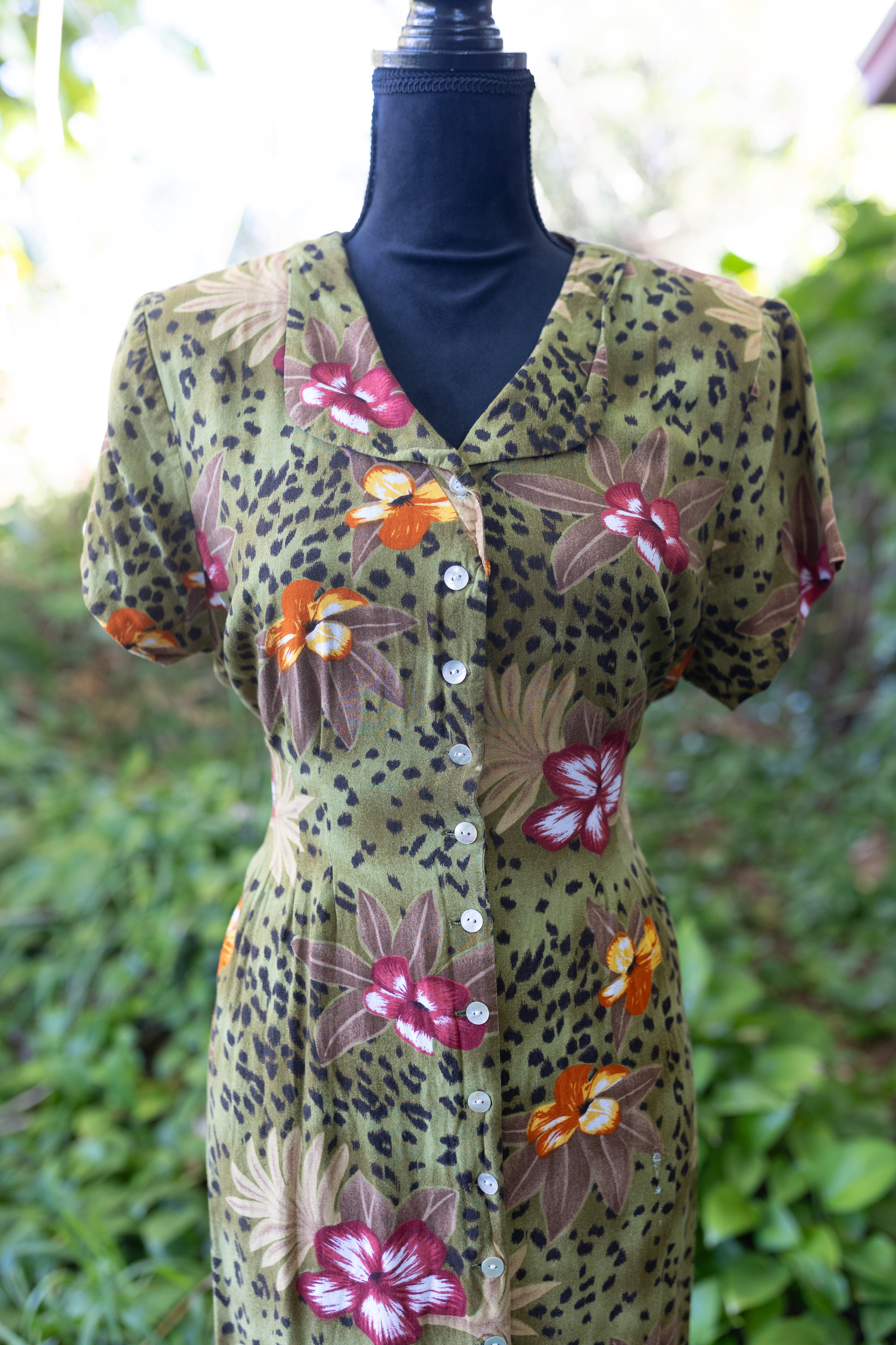 VTG 90s Betsy Lauren Leopard & Tropical Floral Rayon Button-Front Dress - Petite 14
