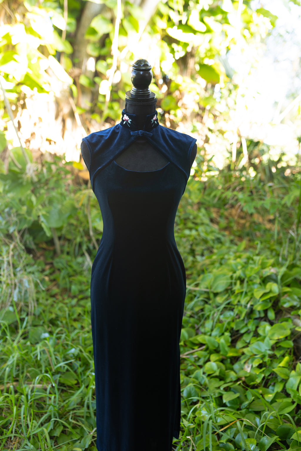 Vintage 90s Papell Boutique Navy Velvet Evening Gown – Cheongsam Style Maxi Dress