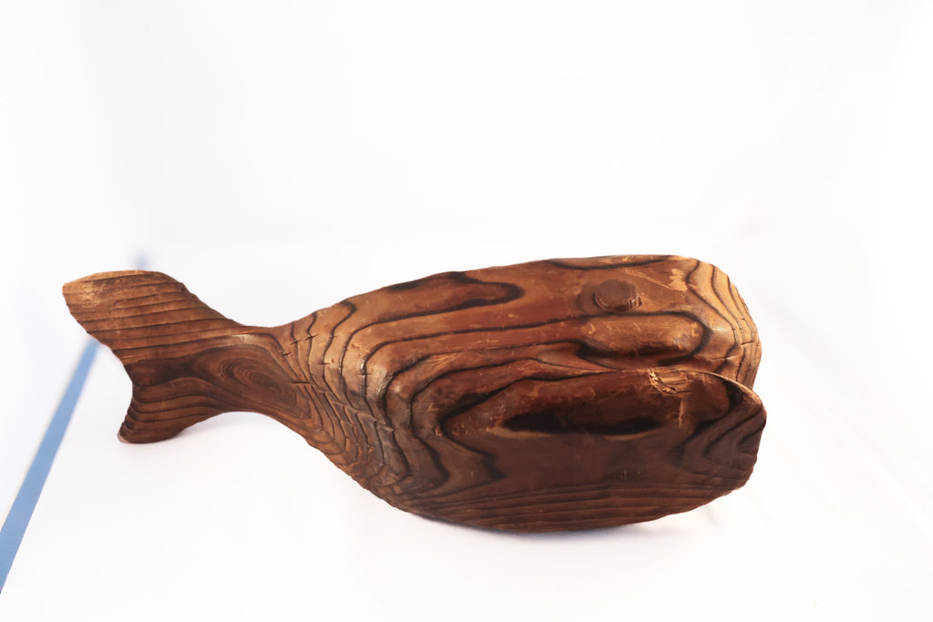 Vintage Mid-Century Modern Hand-Carved Wooden Sperm Whale Sculpture – Stylized MCM Nautical Folk Art