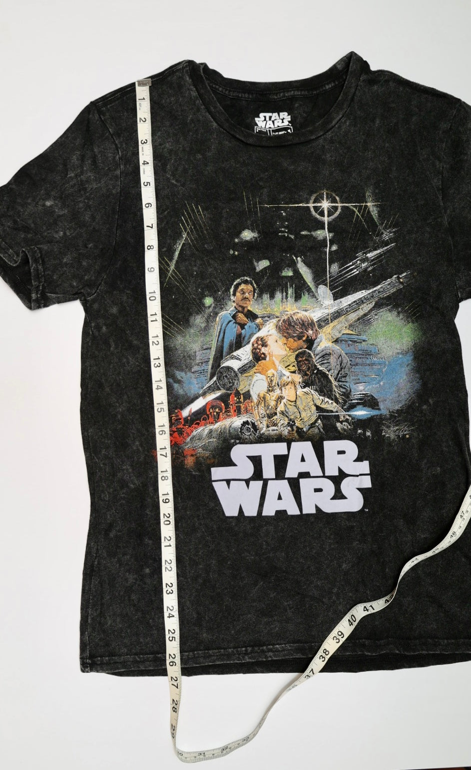 Star Wars Graphic T-Shirt | Men’s Medium | Vintage Acid Wash Gray/Black Classic Poster Art