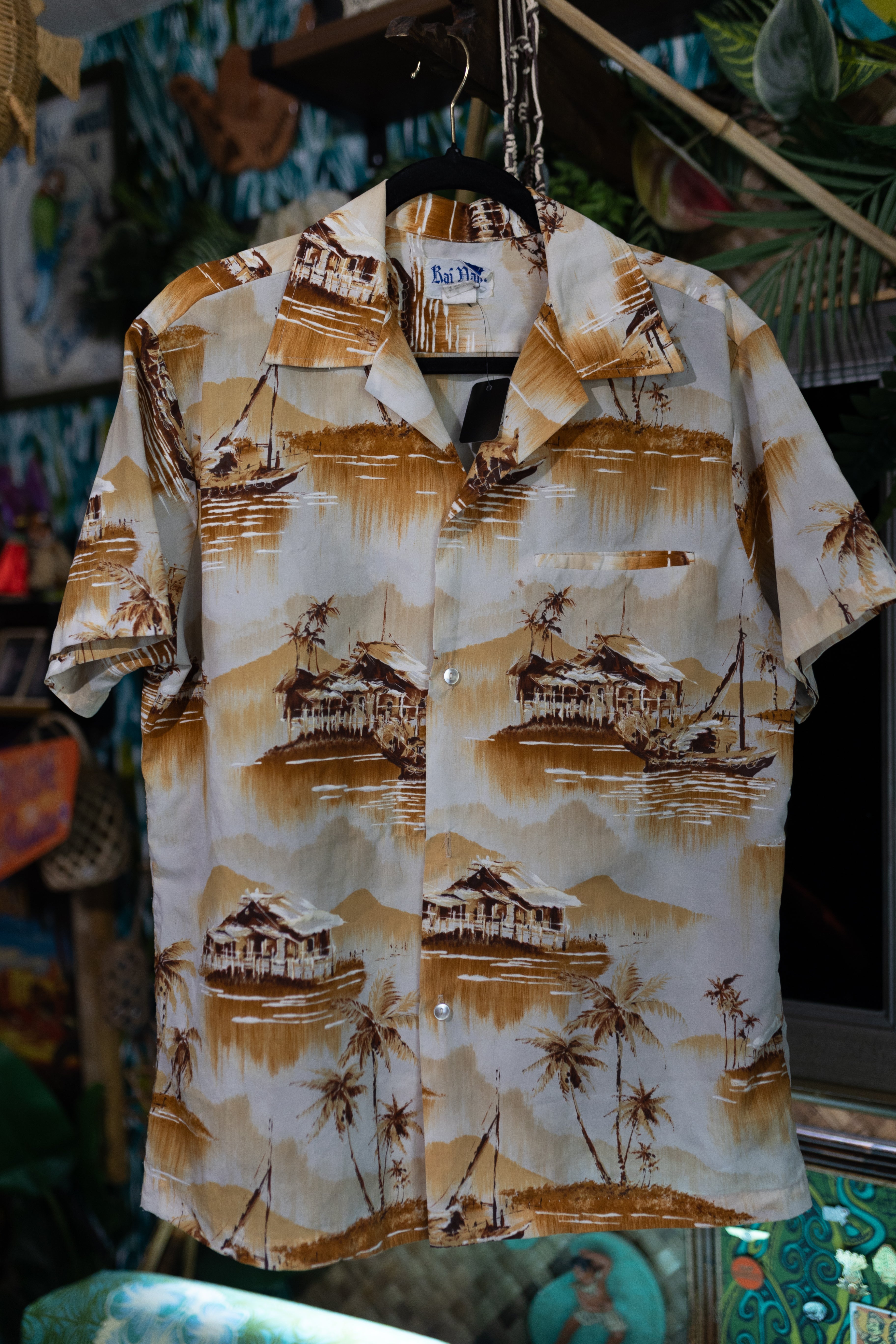 Vintage Kai Nani Hawaii Scenic Aloha Shirt – Earthy Neutrals