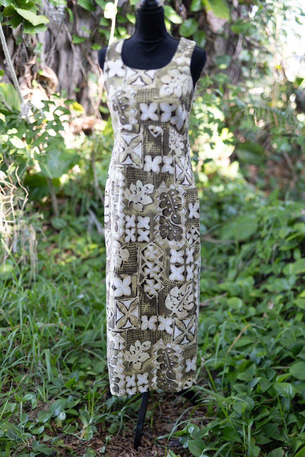 Vintage Hilo Hattie "The Hawaiian Original" Maxi Dress
