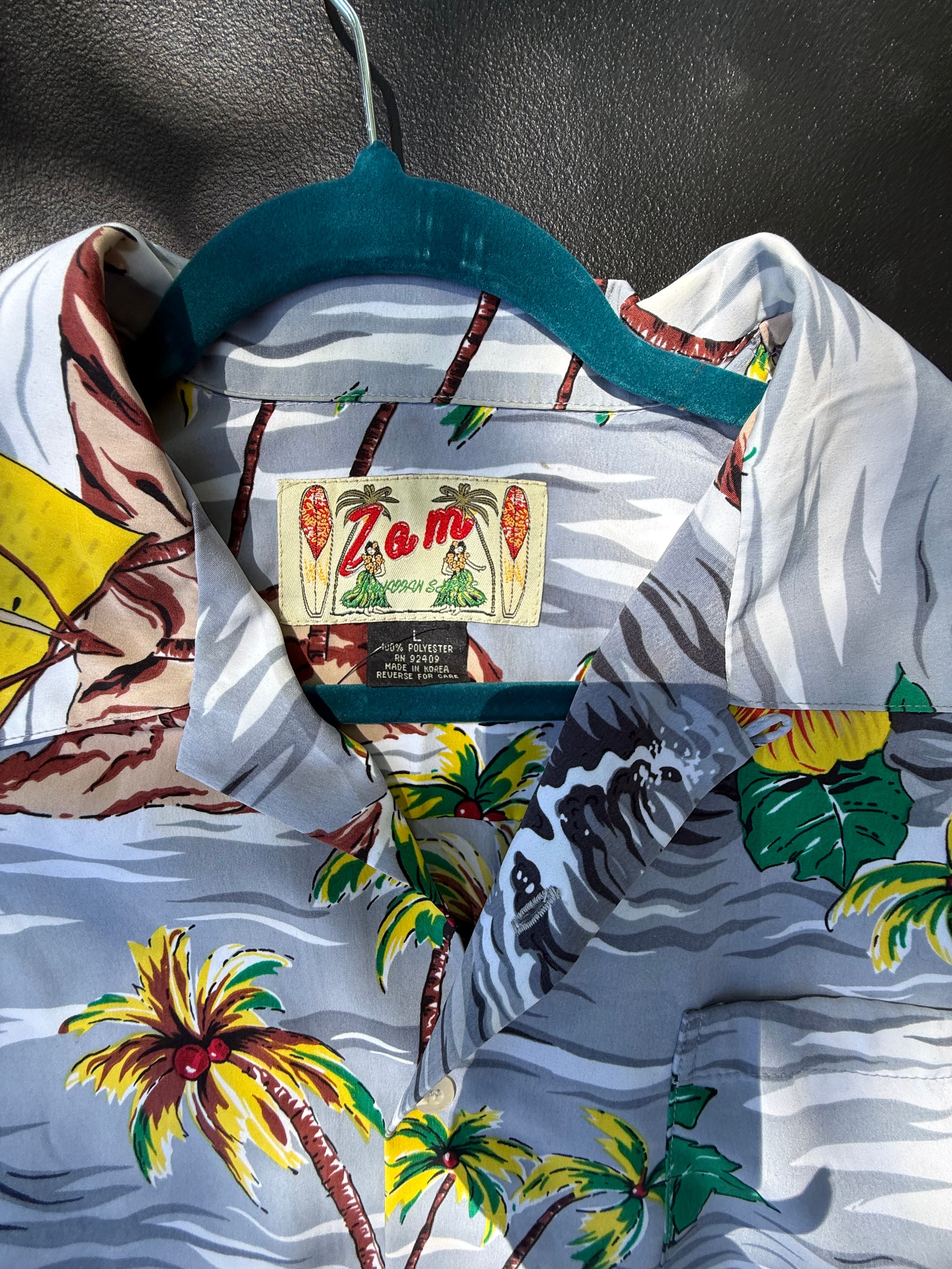 Vibrant Vintage Jams World Hawaiian Shirt - Size Large