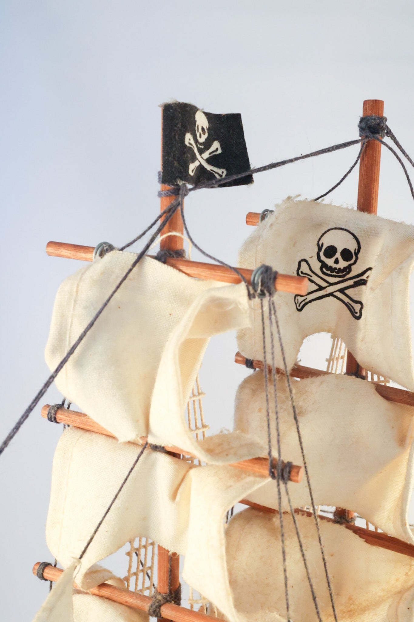 Vintage Wood Pirate Ship Model 🏴‍☠️ MCM Nautical Decor