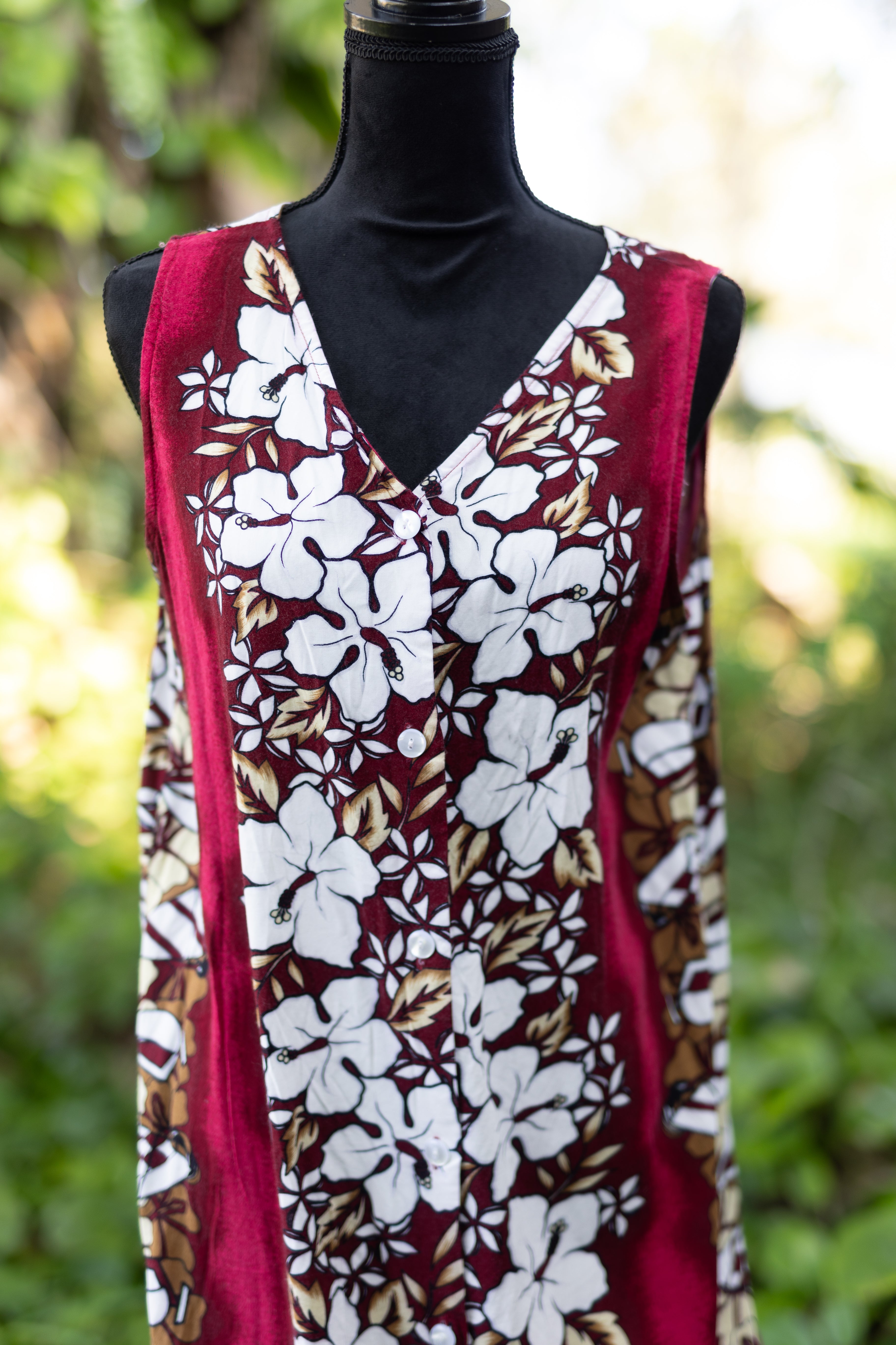 Hibiscus Collection Hawaii | Vintage Tropical Hibiscus & Sailboat Print Maxi Dress