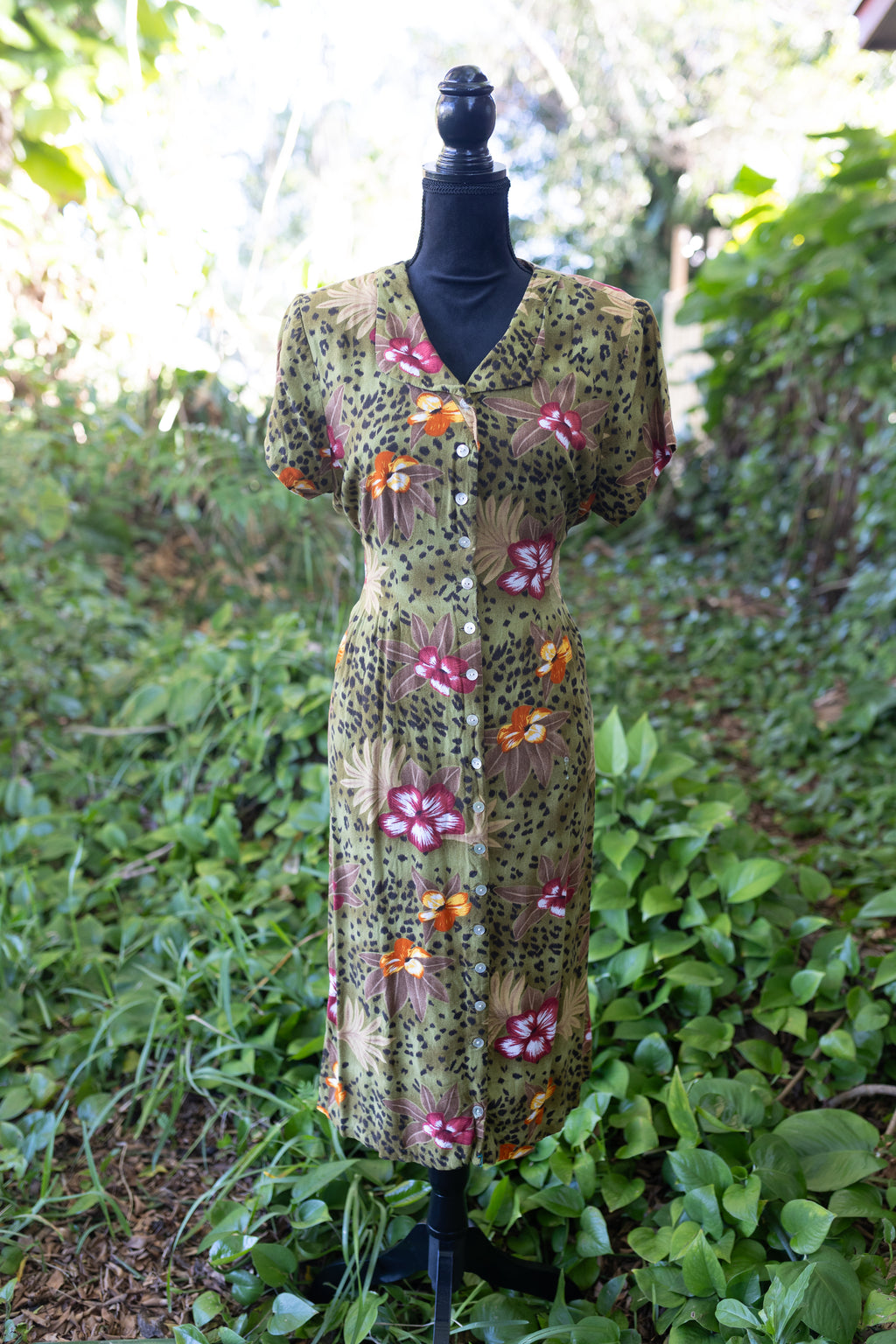 VTG 90s Betsy Lauren Leopard & Tropical Floral Rayon Button-Front Dress - Petite 14