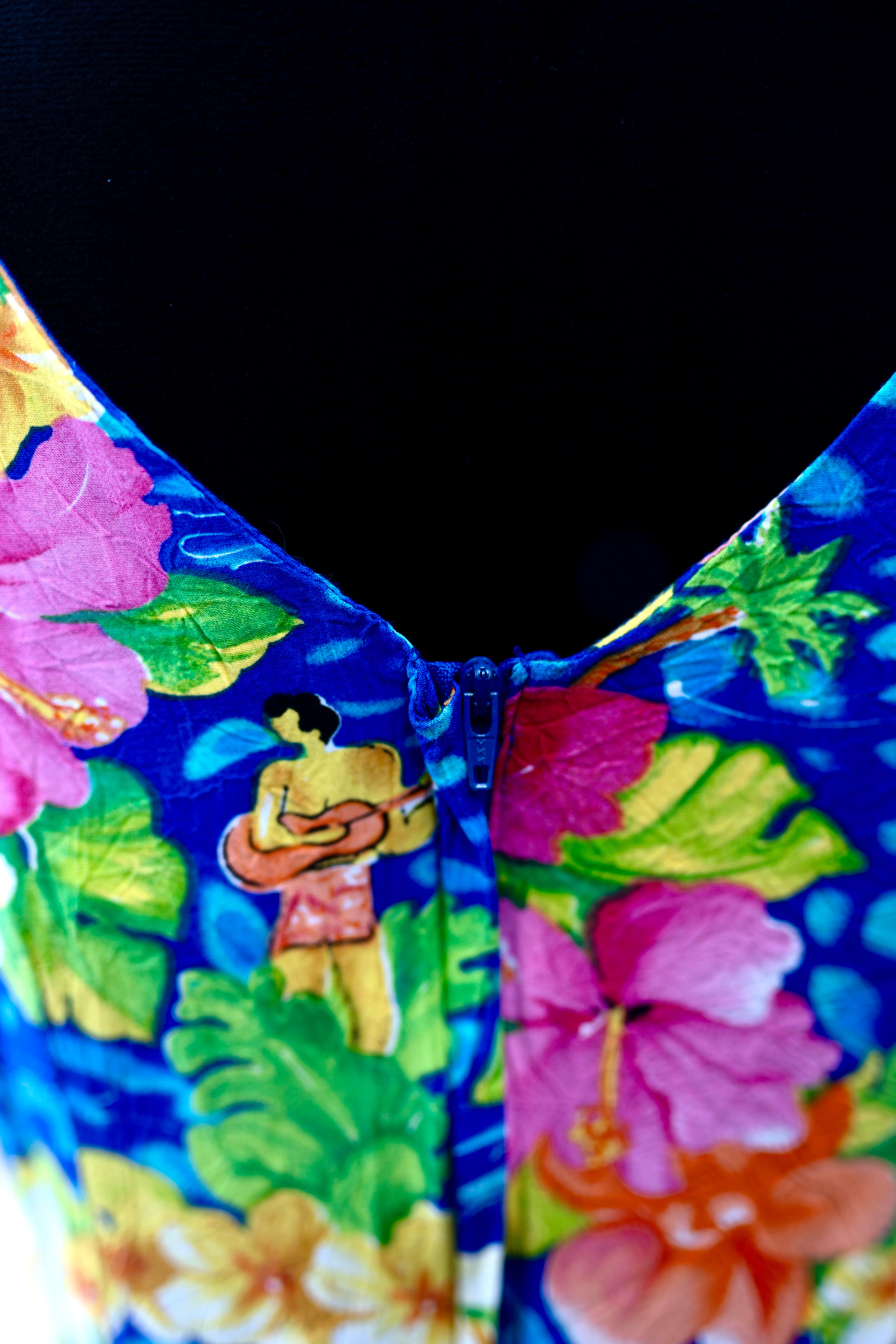 Vintage 90s Jams World "Hula Girl" Mini Dress // Rare Novelty Print Crinkle Rayon // Size 7 Small/Medium // Tropical Tiki Kitschy Chic