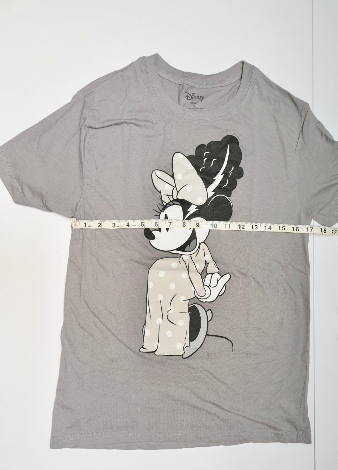 Disney Minnie Mouse Bride of Frankenstein Halloween Graphic Tee Grey XL