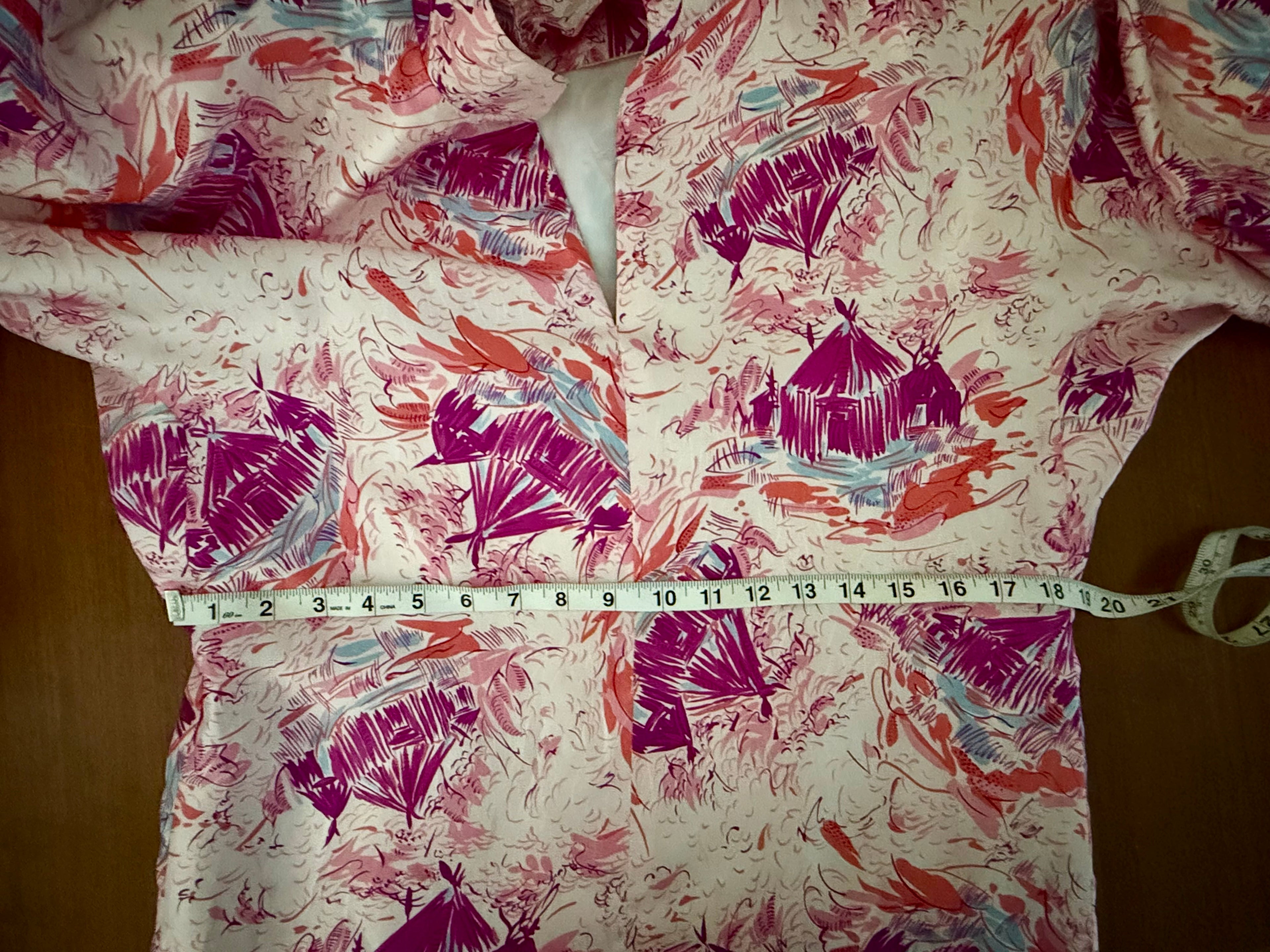 Vintage Vibrant Tiki Village Hostess Gown