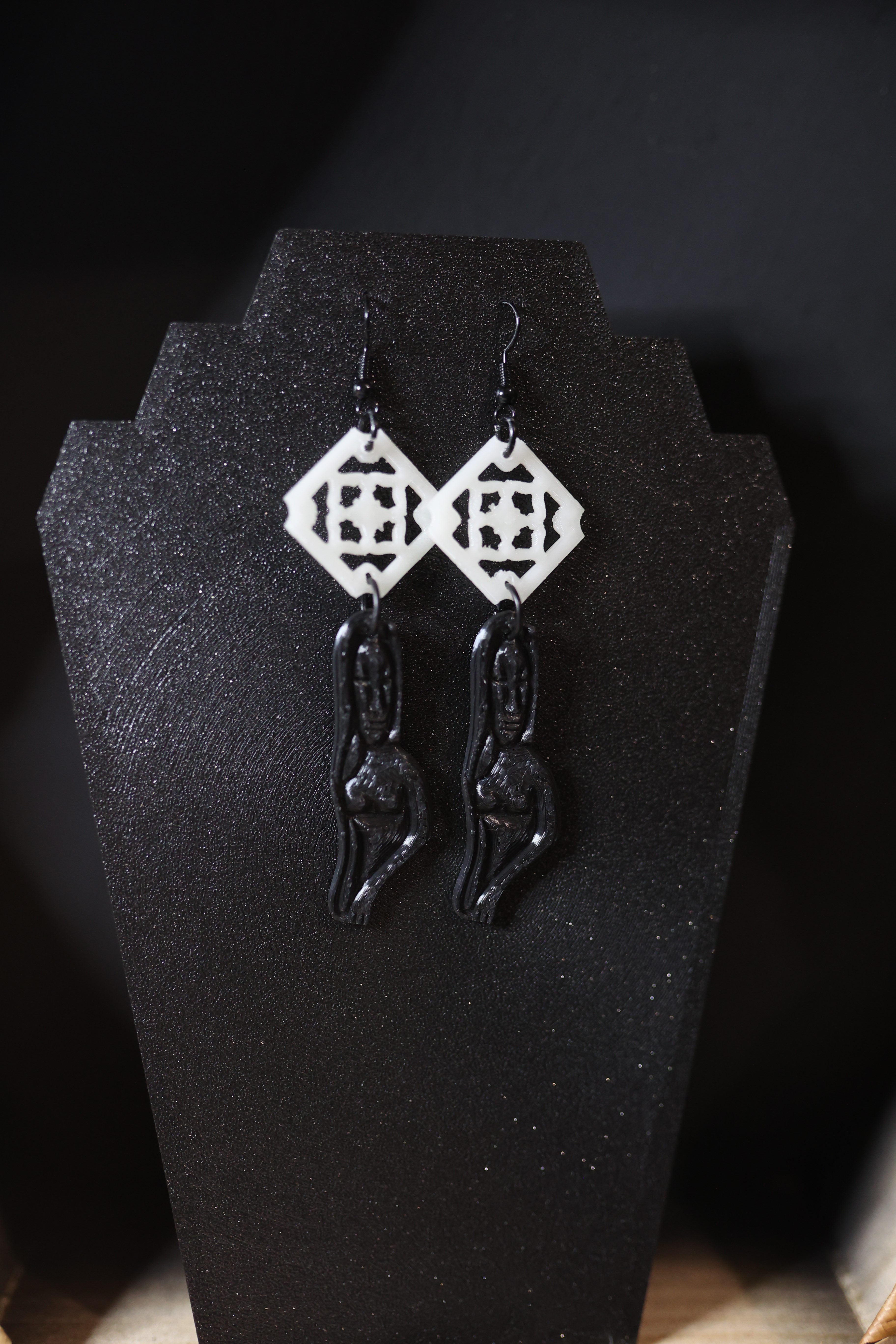 Woman Witco with Jade Tile