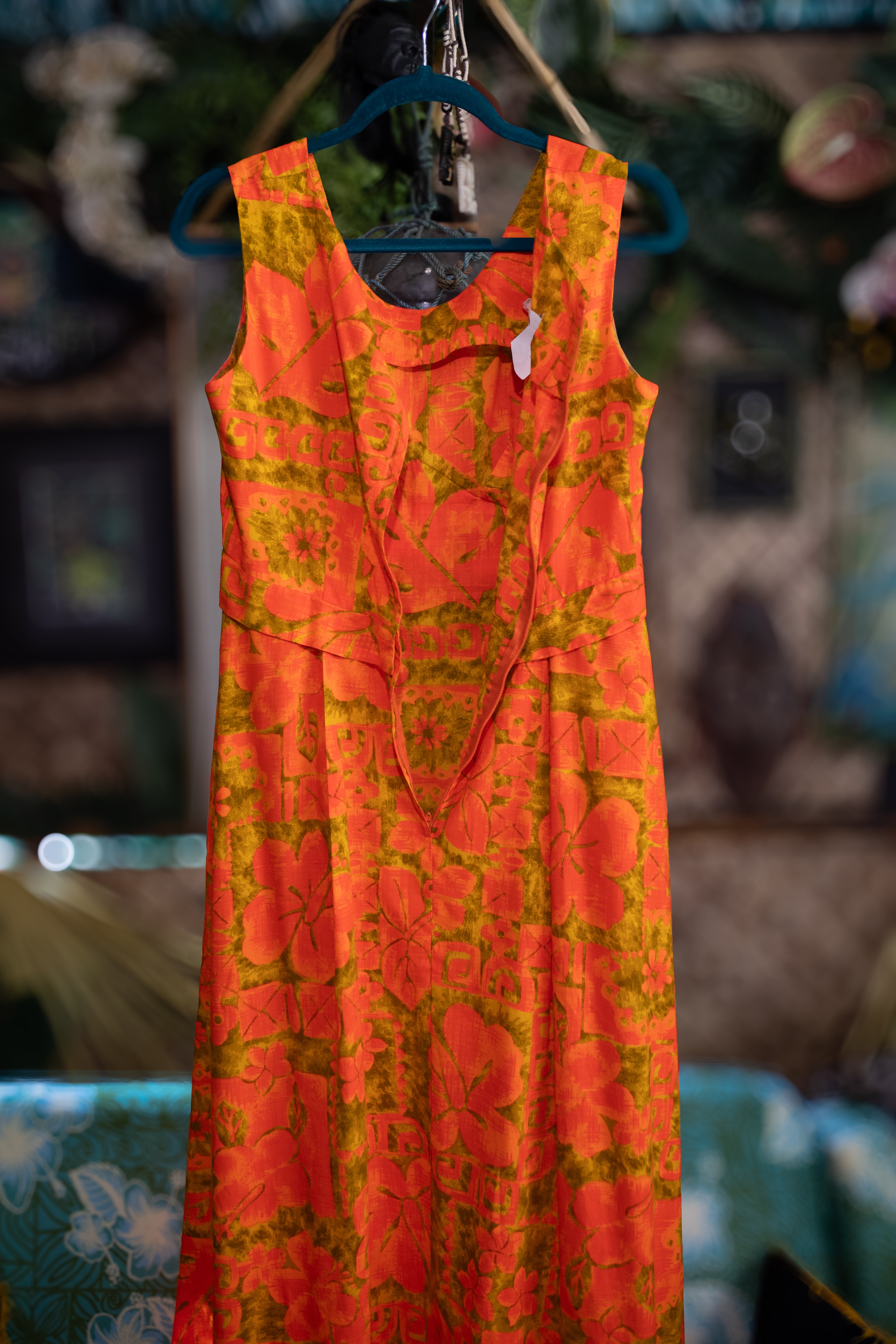 Vintage Hawaii Nei Dress