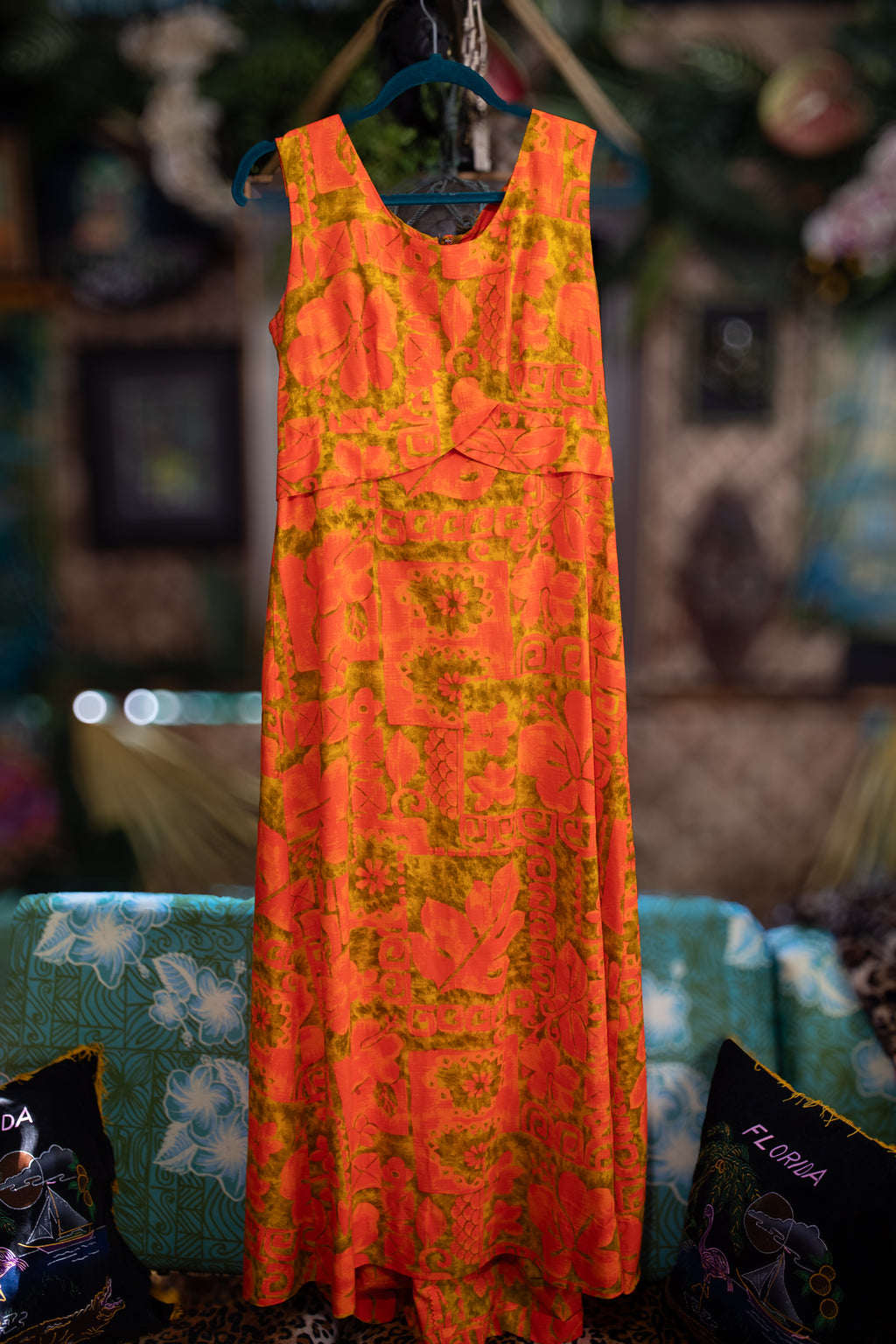 Vintage Hawaii Nei Dress