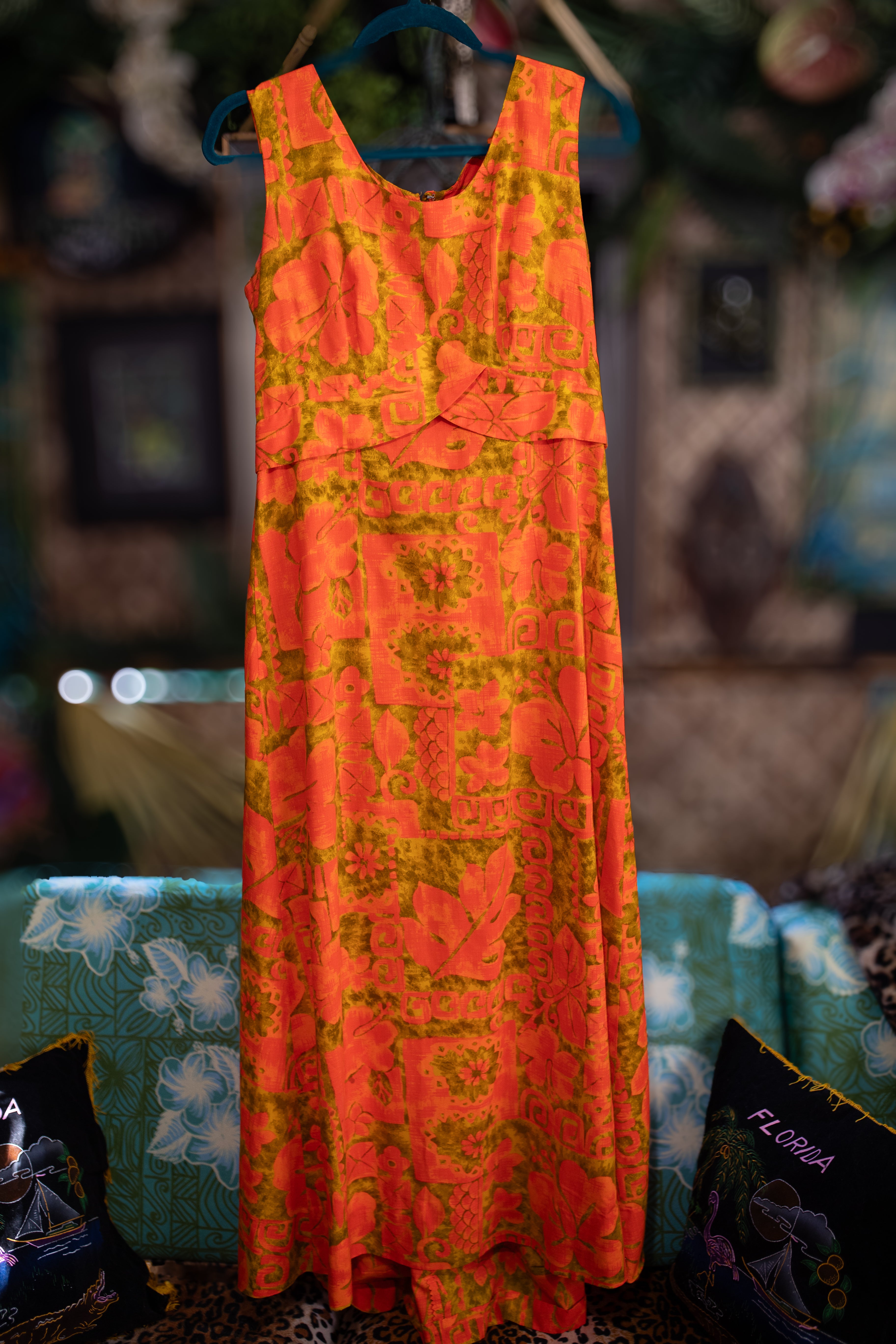 Vintage Hawaii Nei Dress