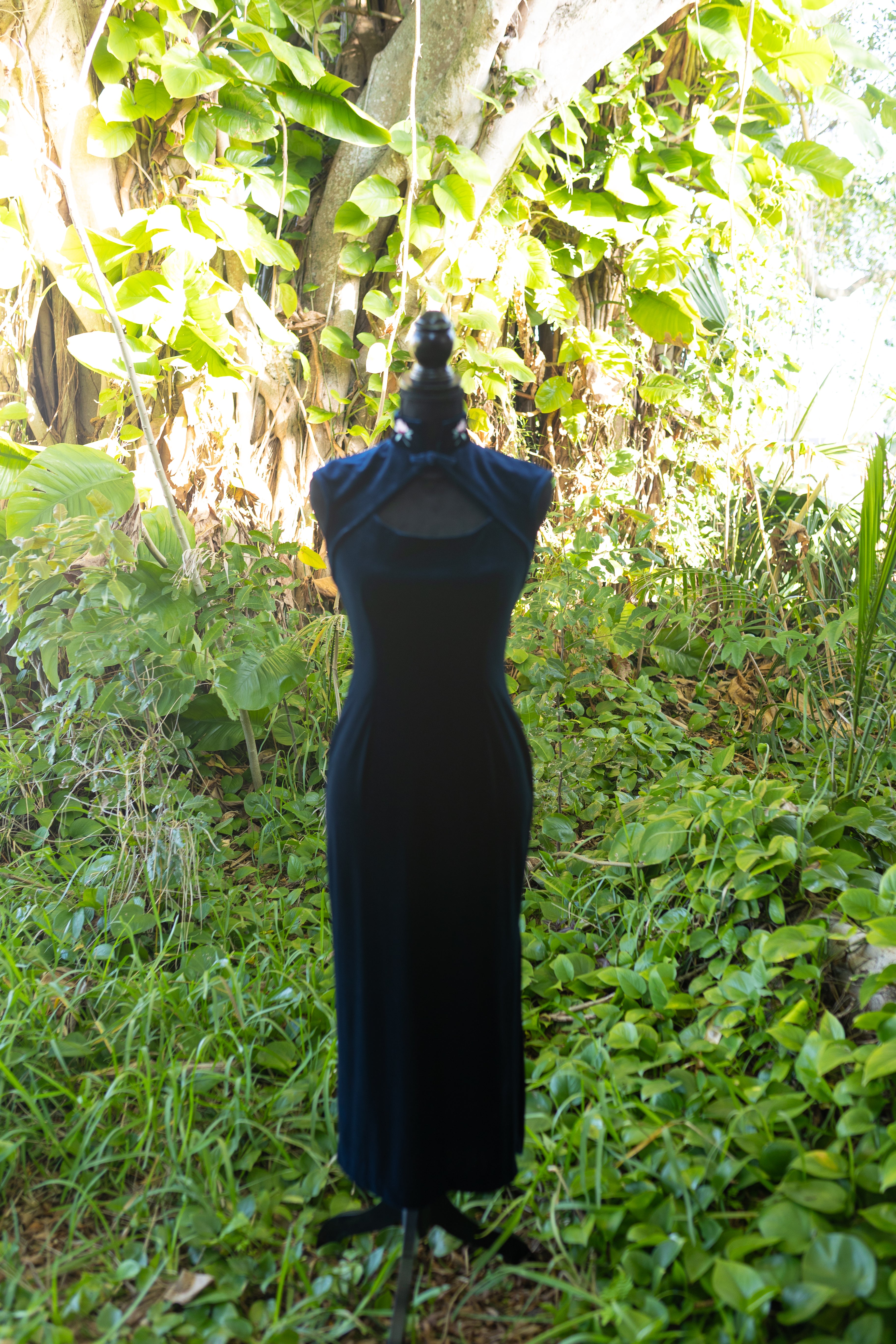 Vintage 90s Papell Boutique Navy Velvet Evening Gown – Cheongsam Style Maxi Dress