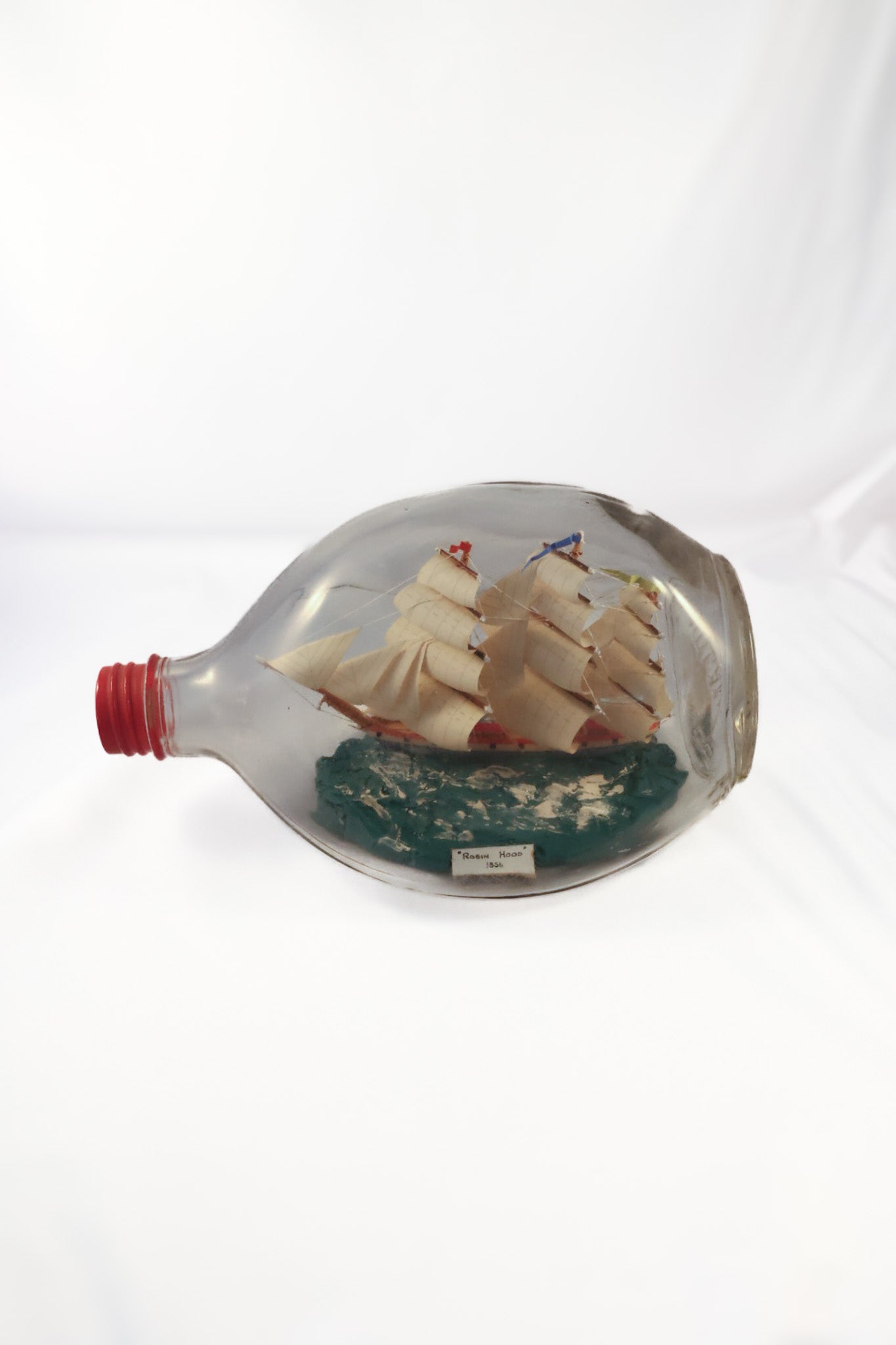 Ship in a Bottle “Robin Hood” 1856