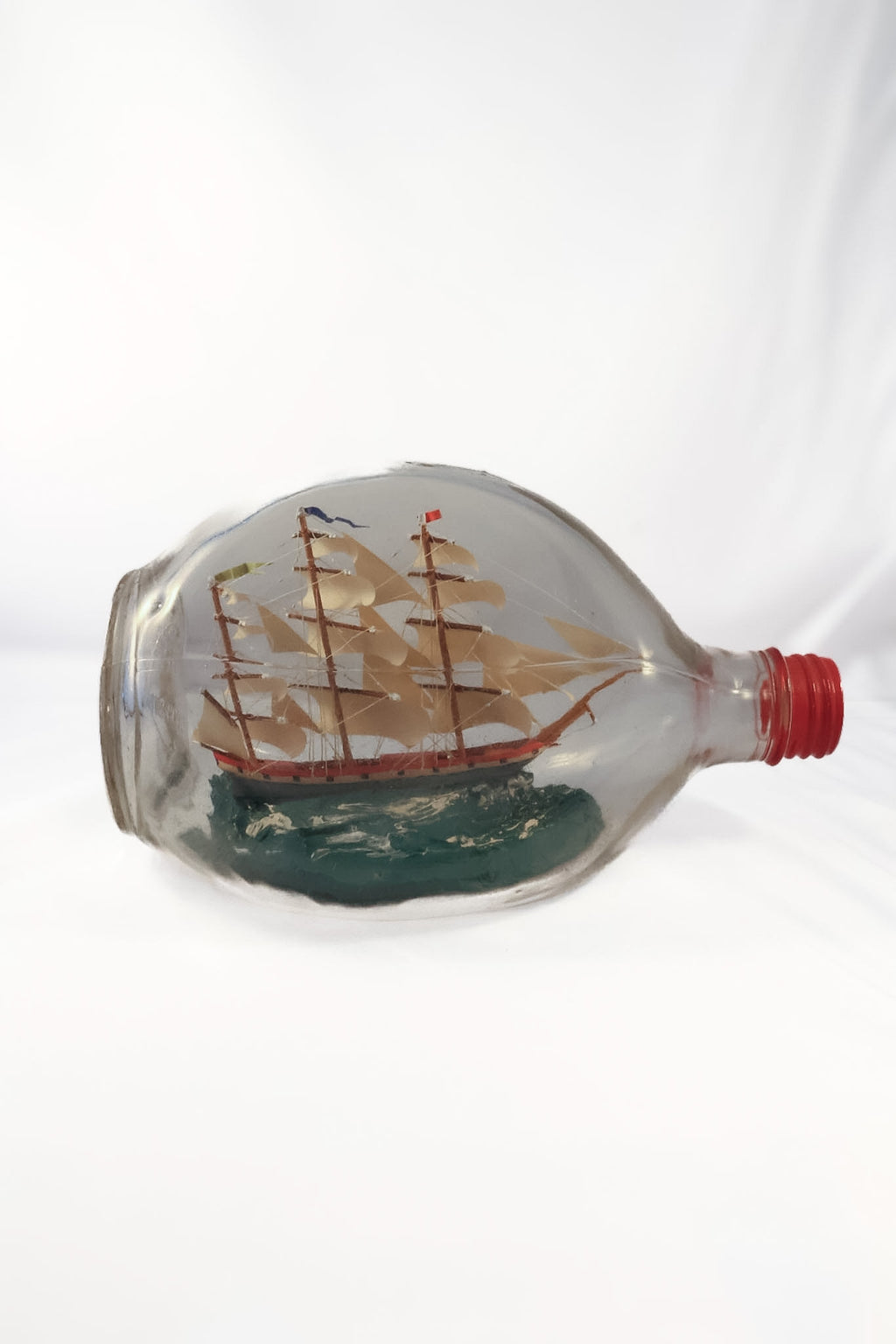 Ship in a Bottle “Robin Hood” 1856