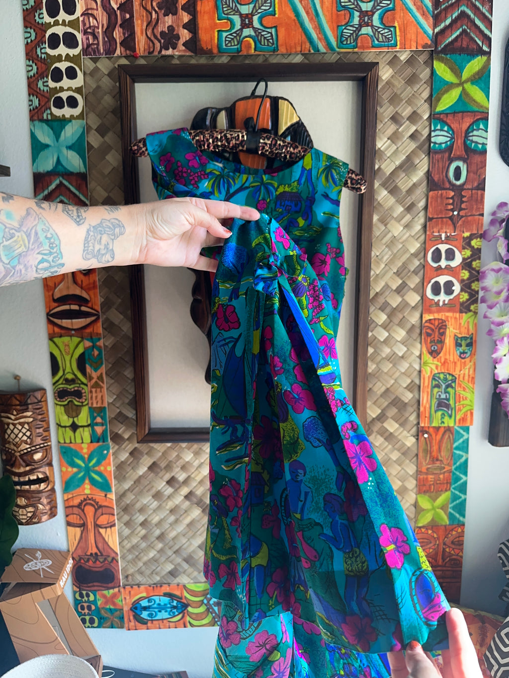 Vintage Royal Hawaiian Dress