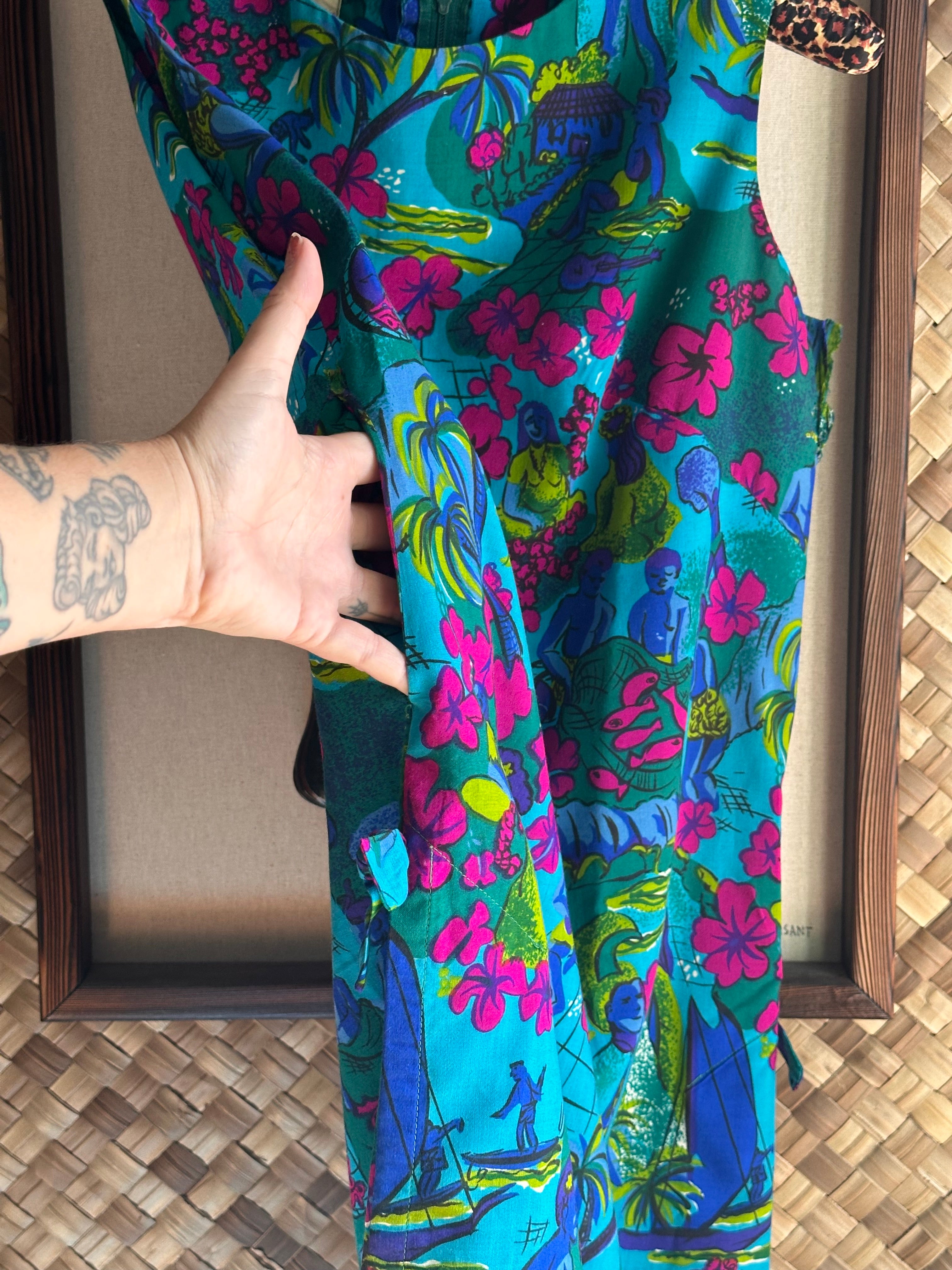 Vintage Royal Hawaiian Dress